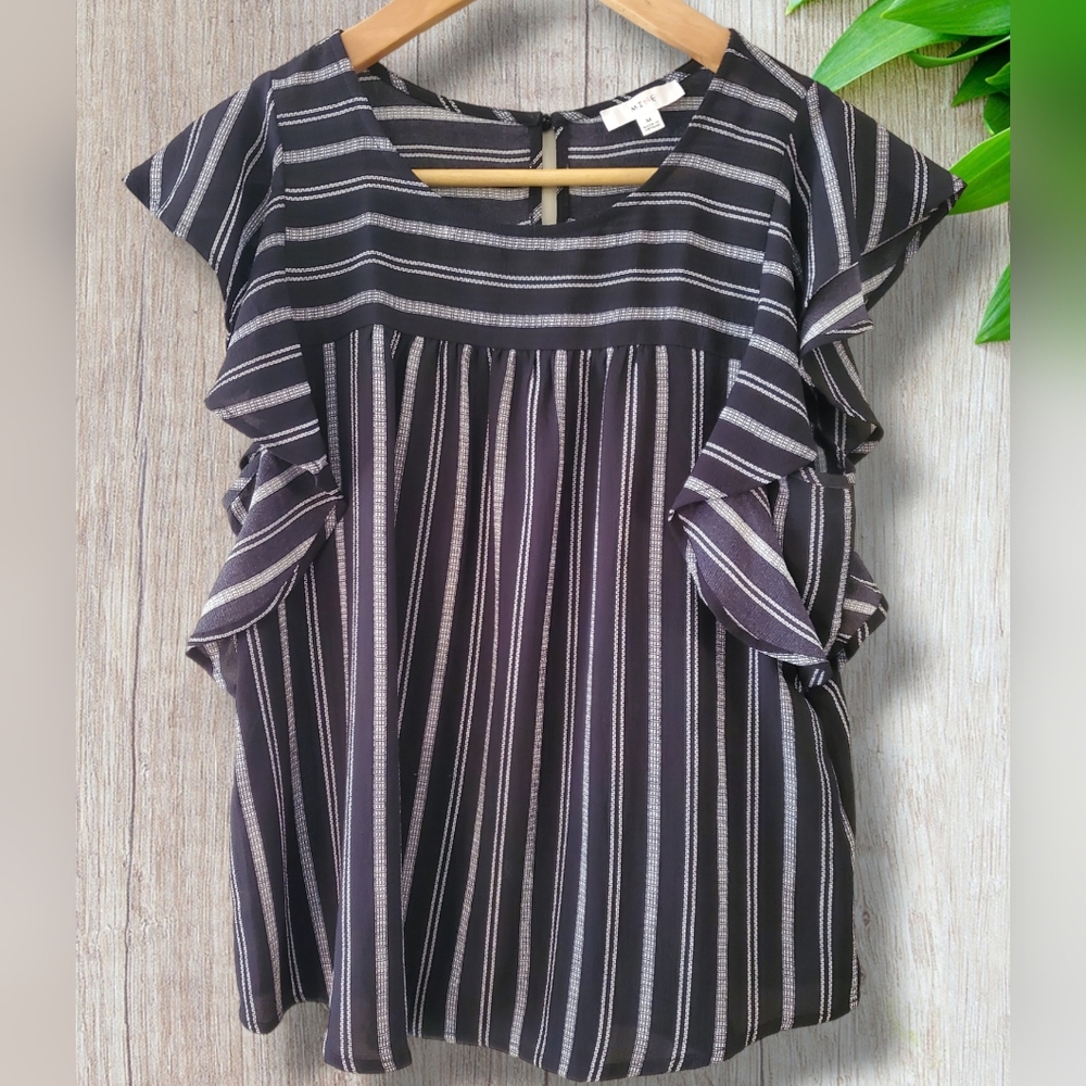 Mine Top Black w/White Aztec Detail Lines Size M